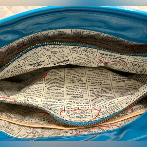 Kate Spade patent leather tote. - Picture 5 of 12